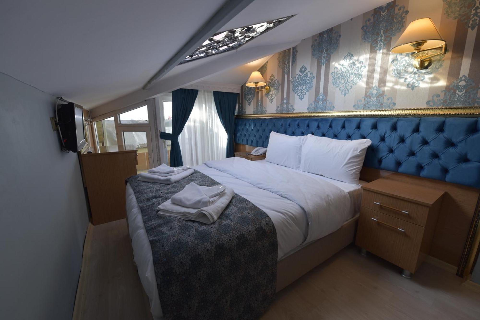 Golden Palace Sea View Истанбул Екстериор снимка